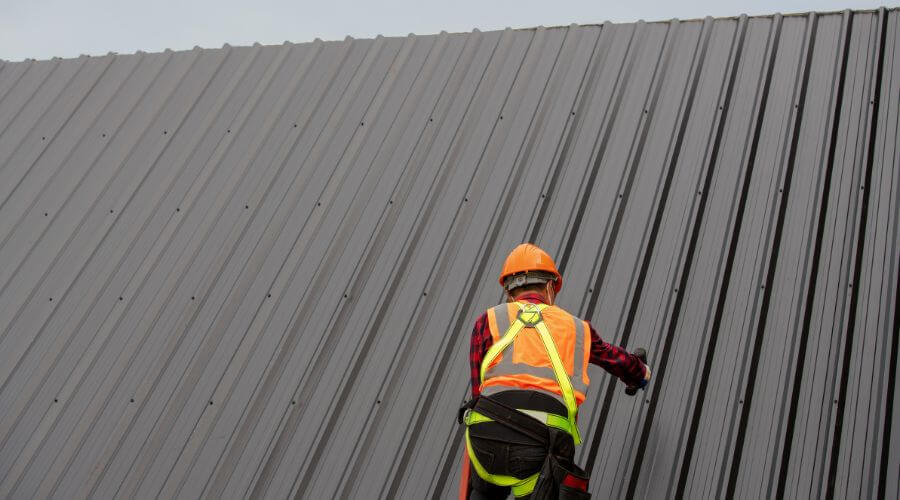 Professional residential roofers in Pointe Aux Pins, MI